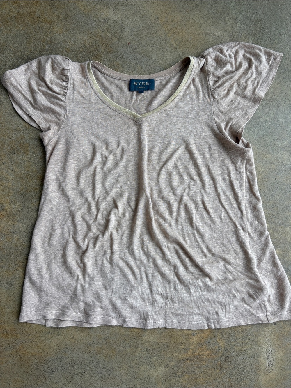Wyse London Lily Linen V-Neck Tee